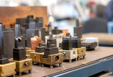 Single vs Multi Cavity Moulds